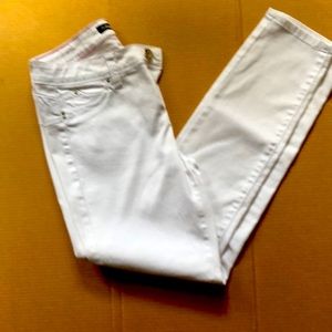 Royalty For Me Skinny Jeans NWOT